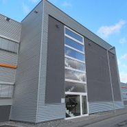 Produktionsgebäude mit hochwertiger Ausstattung in VS-Schwenningen &bull; Umbau- und Anbau an Gebäudebestand &bull; Baubetreuung